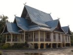 2-Rumah-Adat-Melayu-Bengkalis