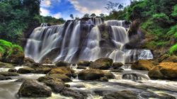 3-Air-terjun-Curug-Sembilan