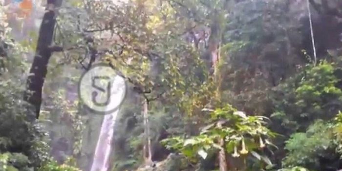 Wisata Air Terjun Kakek Bodo