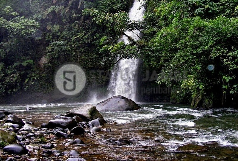 Wisata Alam Air Terjun Lematang Indah Pagar Alam